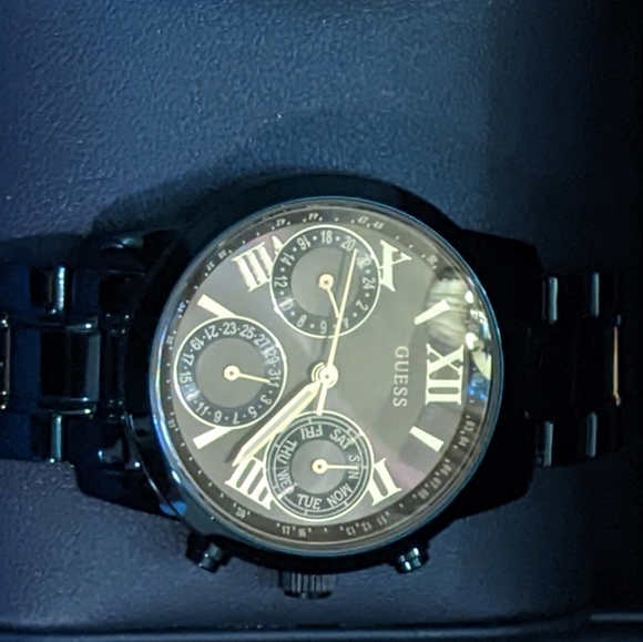 Guess Navy Blue Ladies Watch - Picture 2 of 2